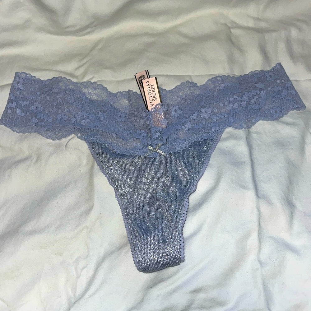 Victoria’s Secret lace trim thong